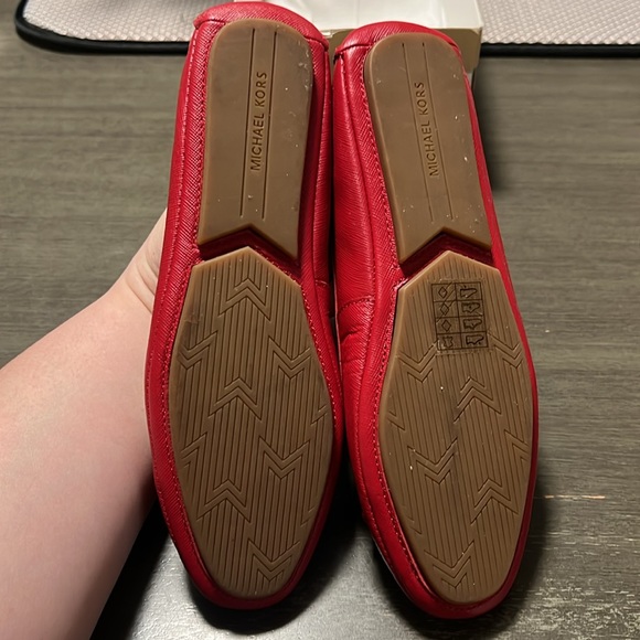 Michael Kors Lillie Moccasin Flats - Picture 7 of 7